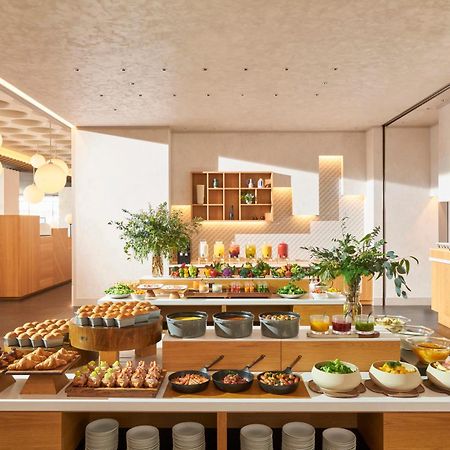 Omo7 Osaka By Hoshino Resorts Eksteriør bilde The buffet at the lounge